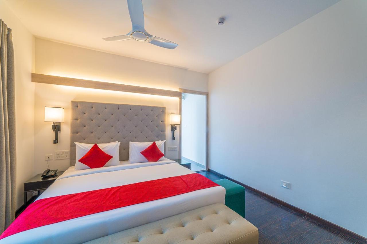 Hotel Deccan Serai Grande, Gachibowli, 하이데라바드 외부 사진