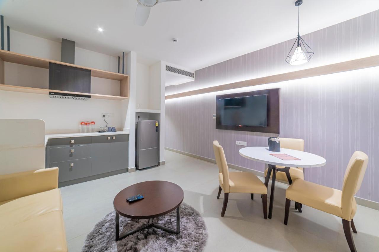 Hotel Deccan Serai Grande, Gachibowli, 하이데라바드 외부 사진