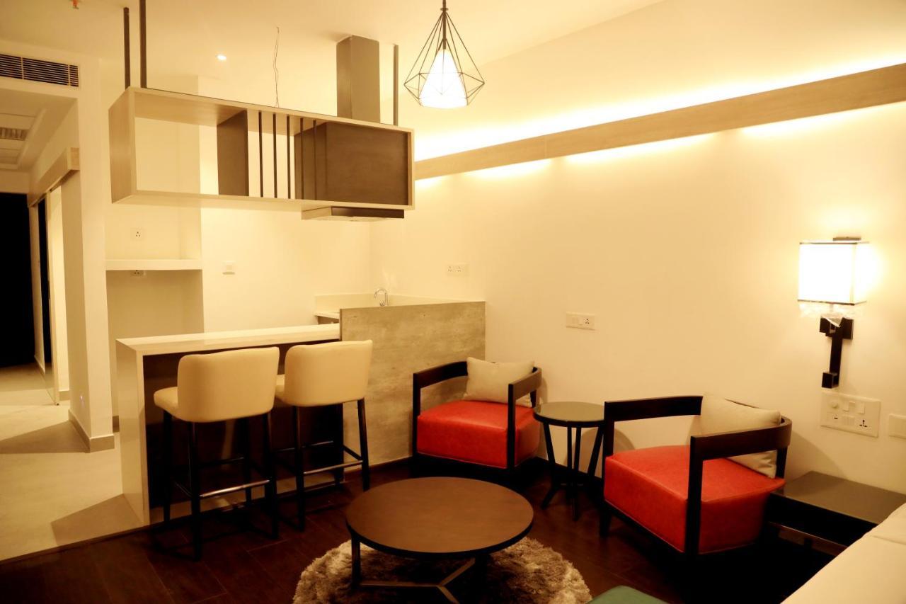 Hotel Deccan Serai Grande, Gachibowli, 하이데라바드 외부 사진