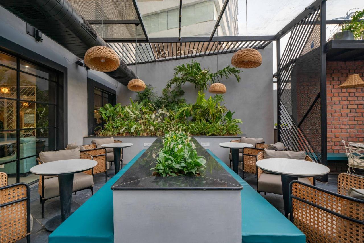 Hotel Deccan Serai Grande, Gachibowli, 하이데라바드 외부 사진