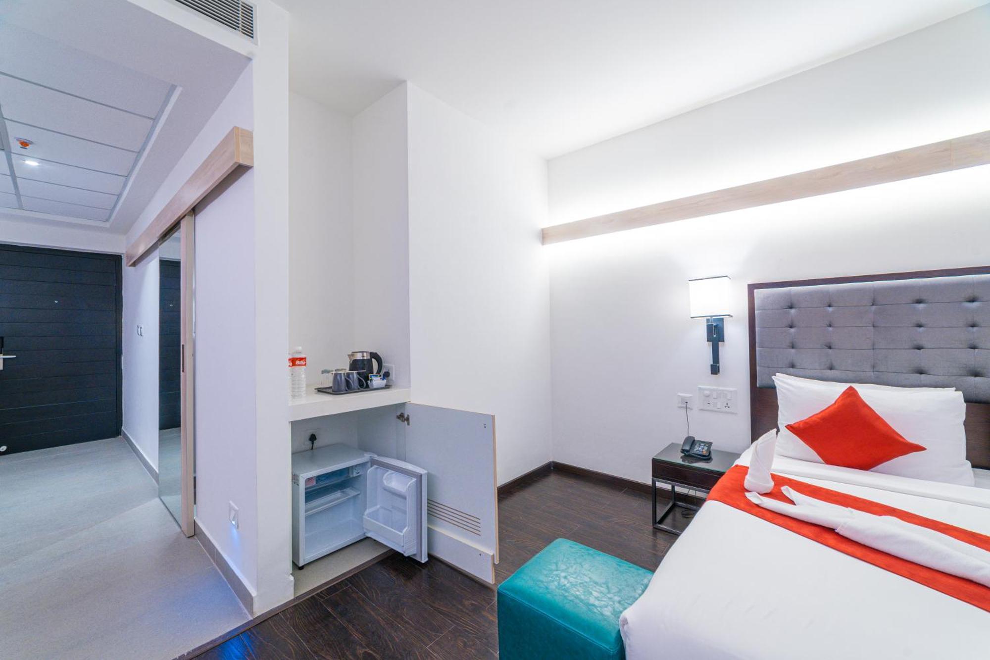 Hotel Deccan Serai Grande, Gachibowli, 하이데라바드 외부 사진