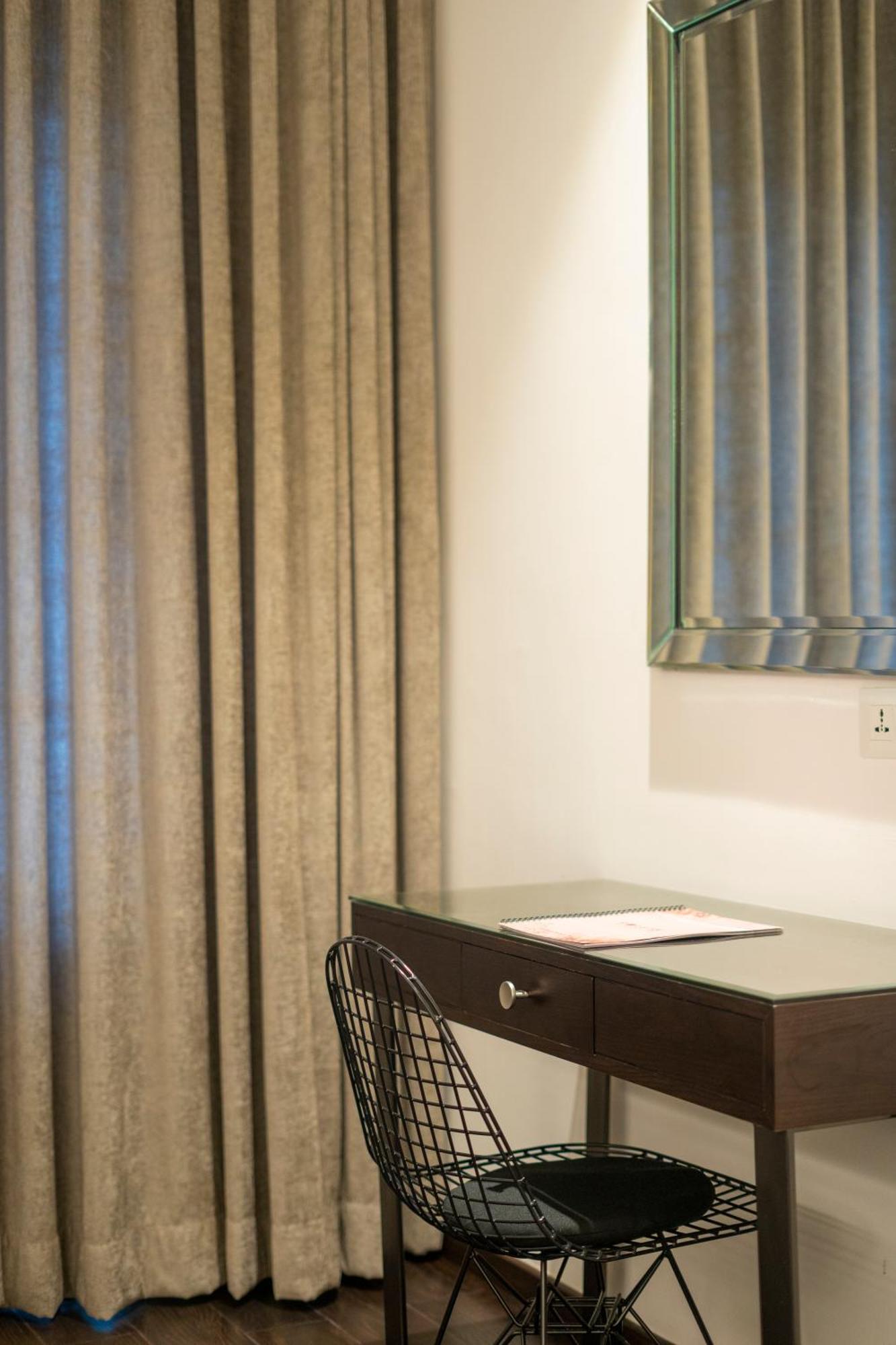 Hotel Deccan Serai Grande, Gachibowli, 하이데라바드 외부 사진